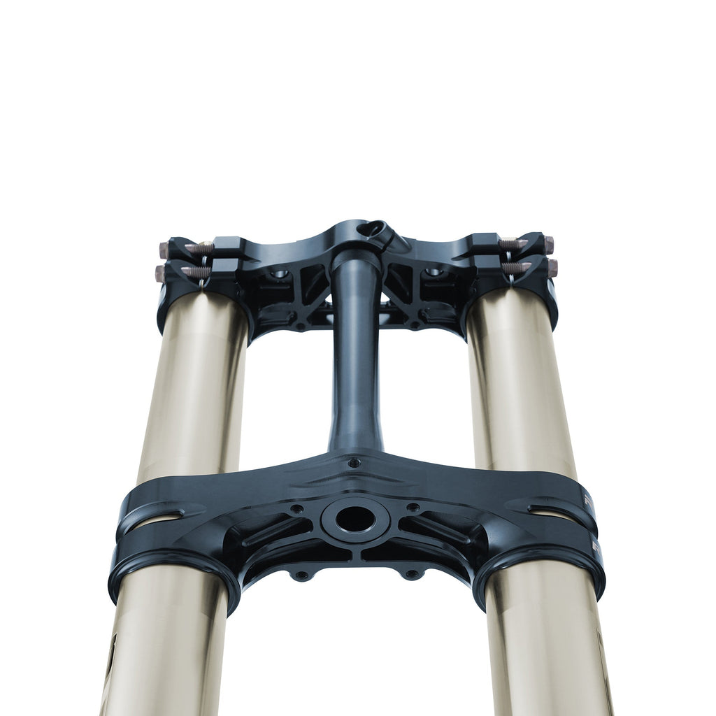 Ultra43 AL6061-T6 CNC-machined fork lowers and axle clamp