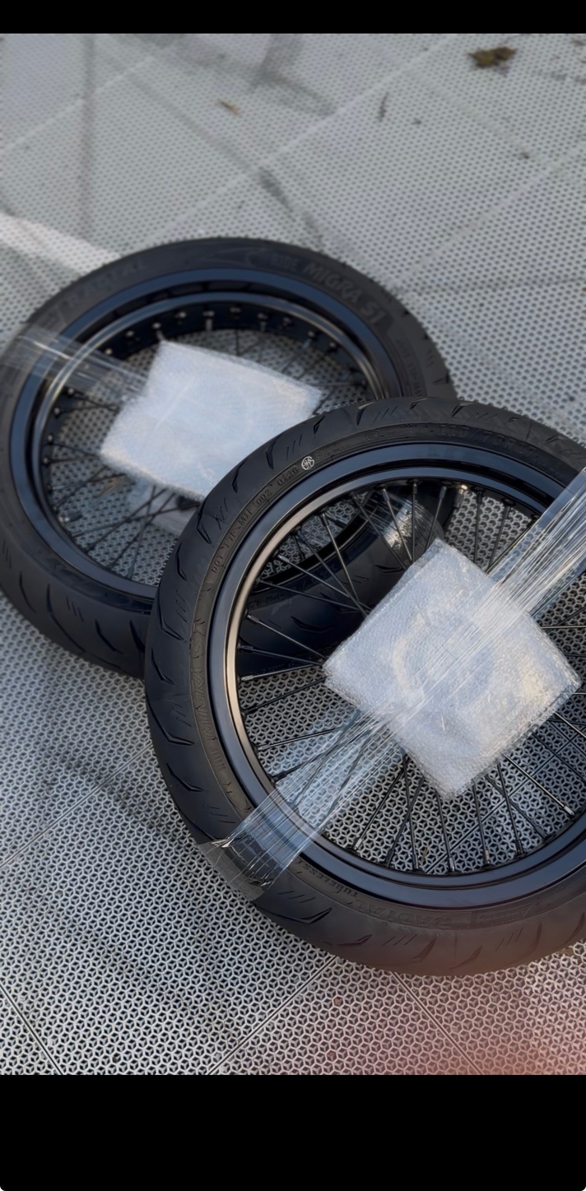Ultra Bee 17” Supermoto Wheelset